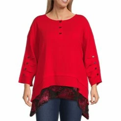 Brand new 🥰 Calessa Plus Size Round Neck Henley Placket 3/4 Sleeve Burnout Layered Hem Tunic Red Multi ⭐