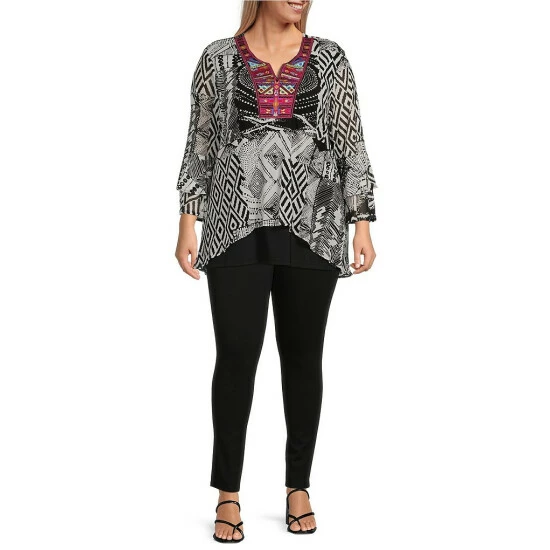 Coupon β¨ Calessa Plus Size Geometric Mesh Printed Embroidered Split Round Neck 3/4 Sleeve Blouse Black/white π― - Image 3